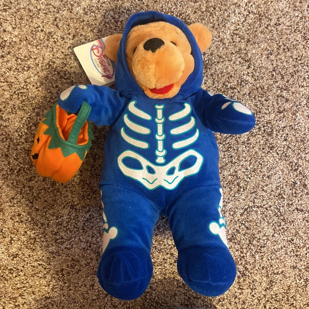 ๐ NWT Vintage Skeleton Pooh ๐ - Picture 10 of 10